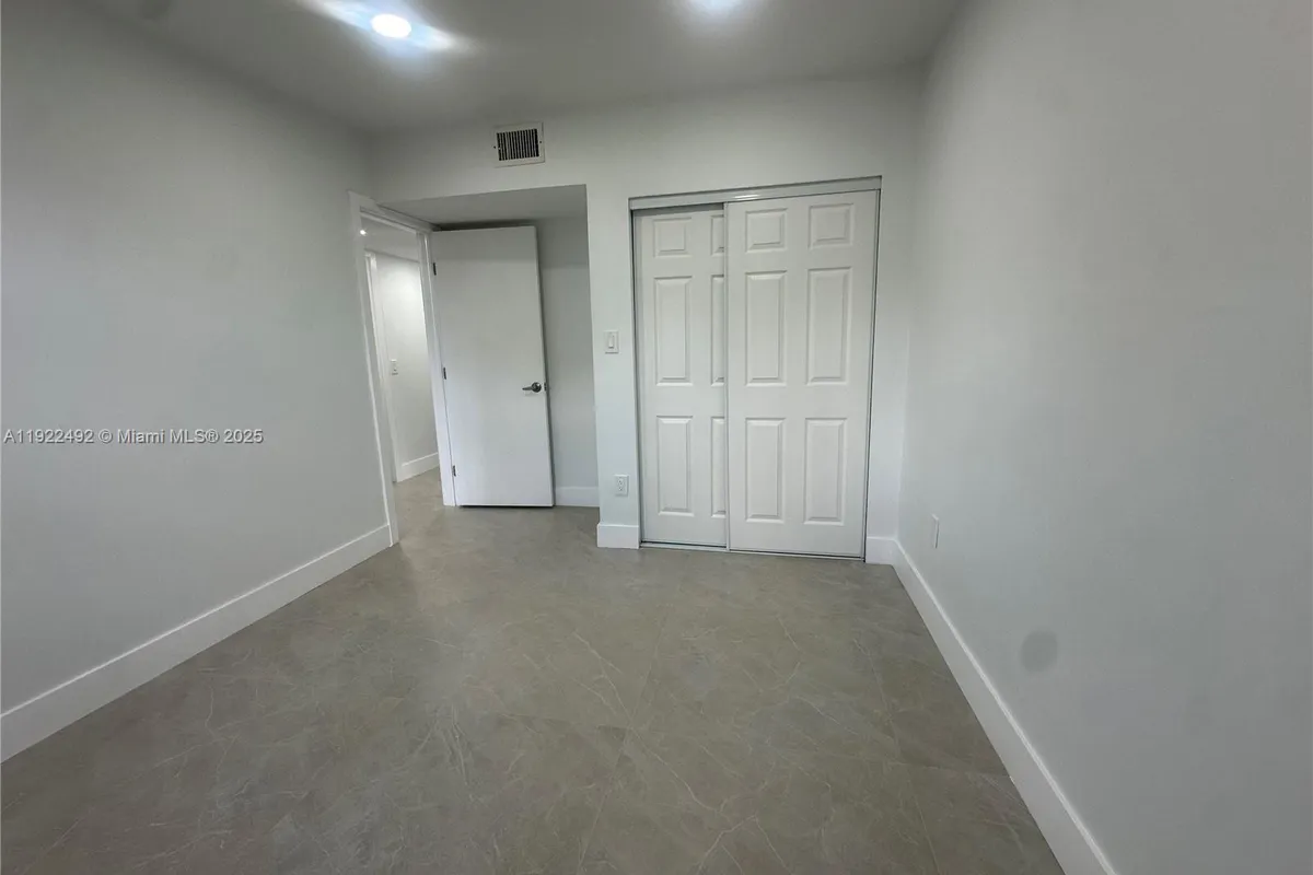 6720 SW 50th Ter # 0, Miami FL 33155