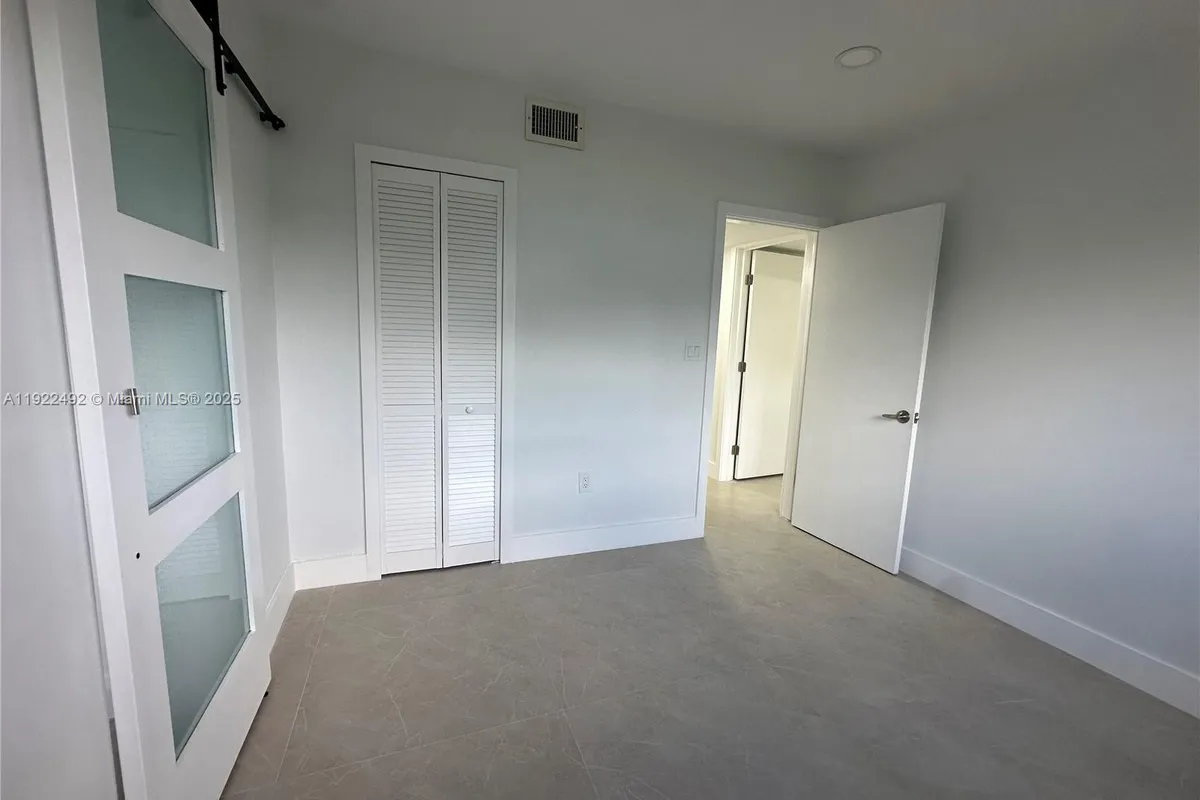 6720 SW 50th Ter # 0, Miami FL 33155