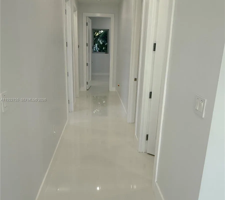 365 Buttonwood Shores Dr, Key Largo FL 33037