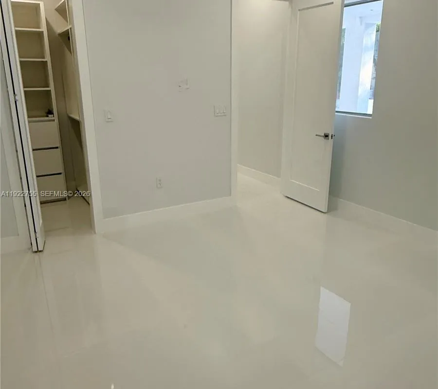 365 Buttonwood Shores Dr, Key Largo FL 33037