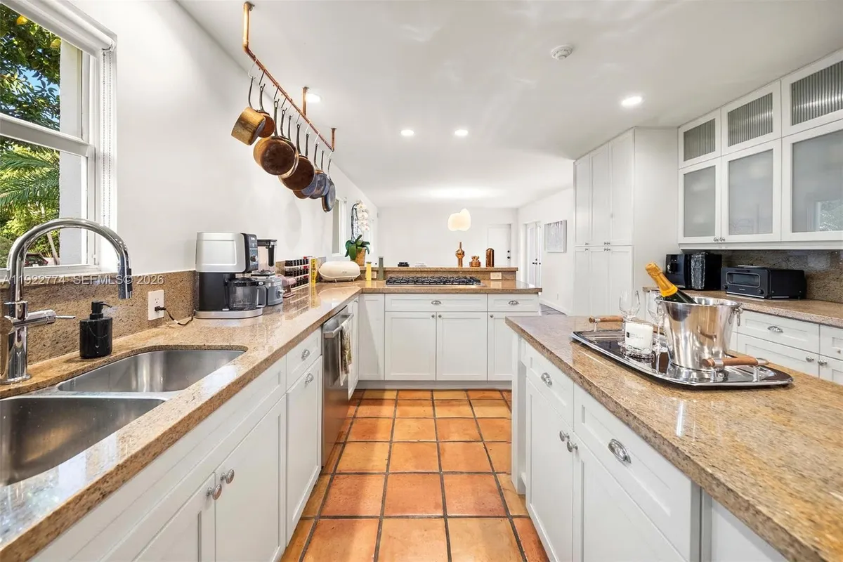 5181 La Gorce Dr, Miami Beach FL 33140