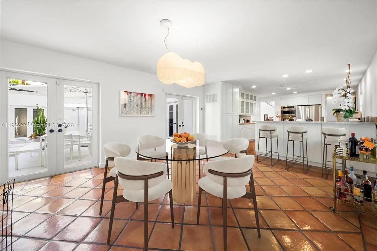 5181 La Gorce Dr, Miami Beach FL 33140