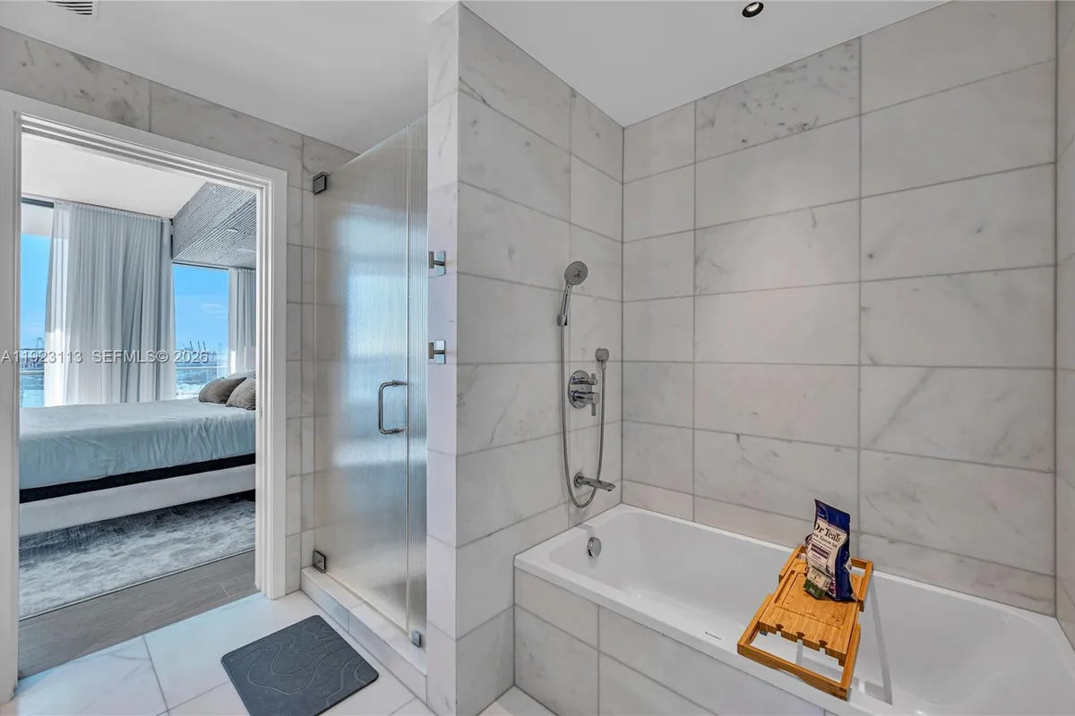 500 Alton Rd # 1601, Miami Beach FL 33139