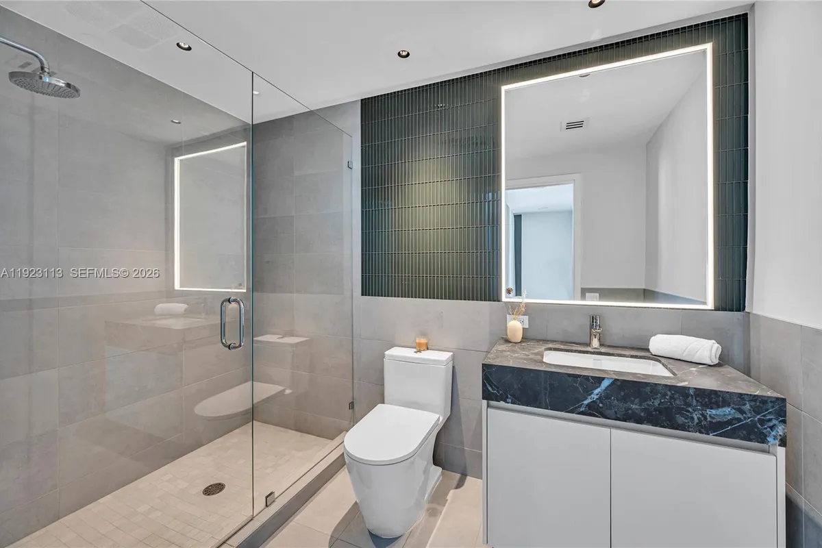 500 Alton Rd # 1601, Miami Beach FL 33139