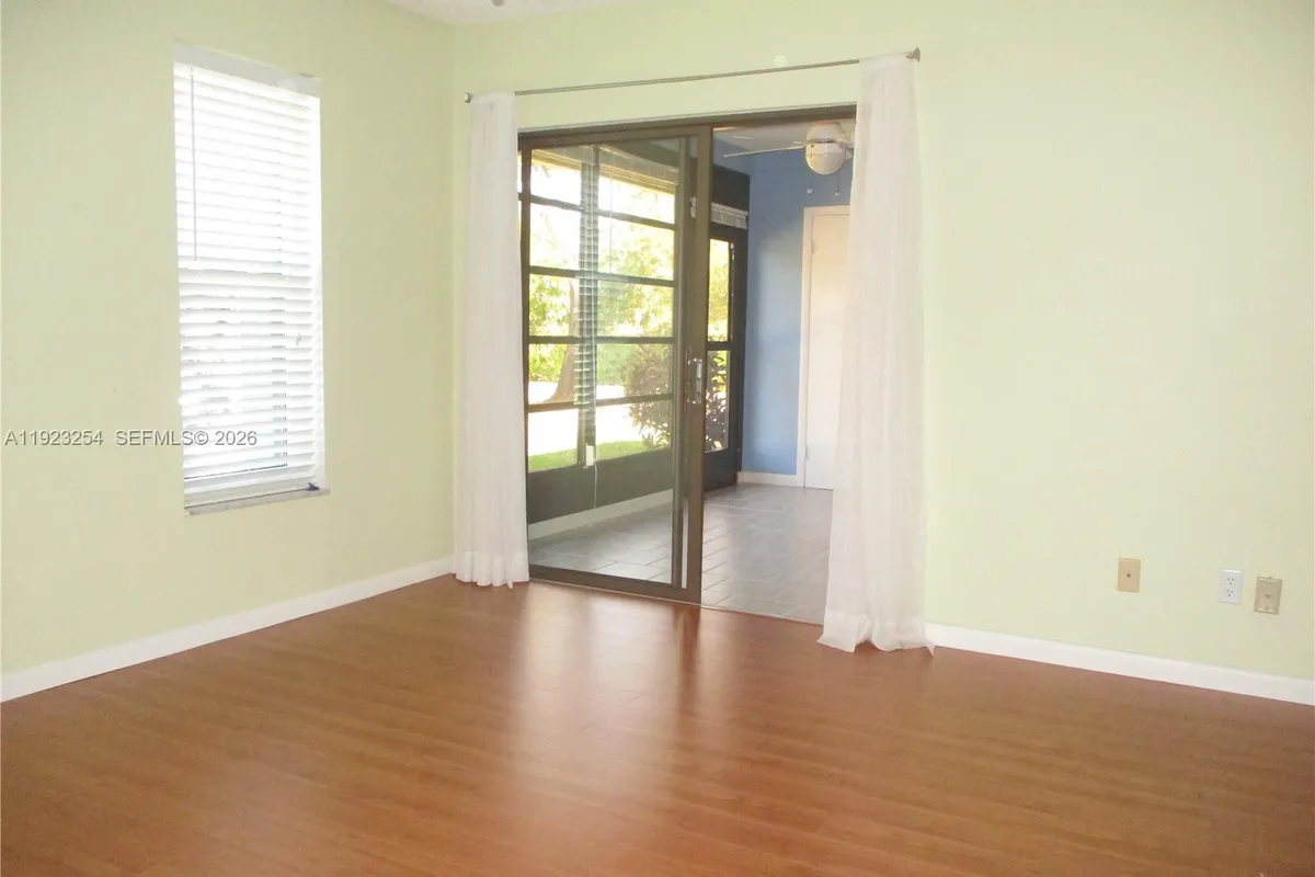 6531 SE Federal Hwy # Q107, Stuart FL 34997