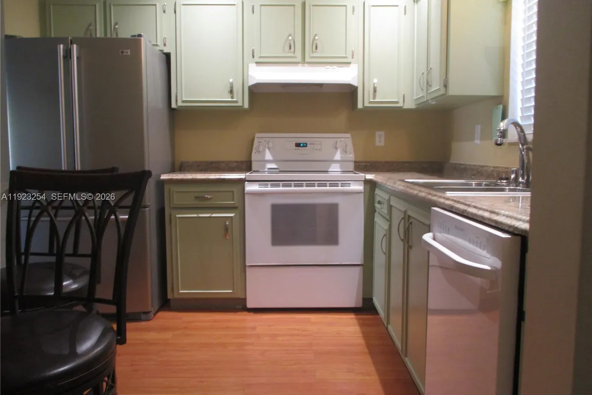 6531 SE Federal Hwy # Q107, Stuart FL 34997