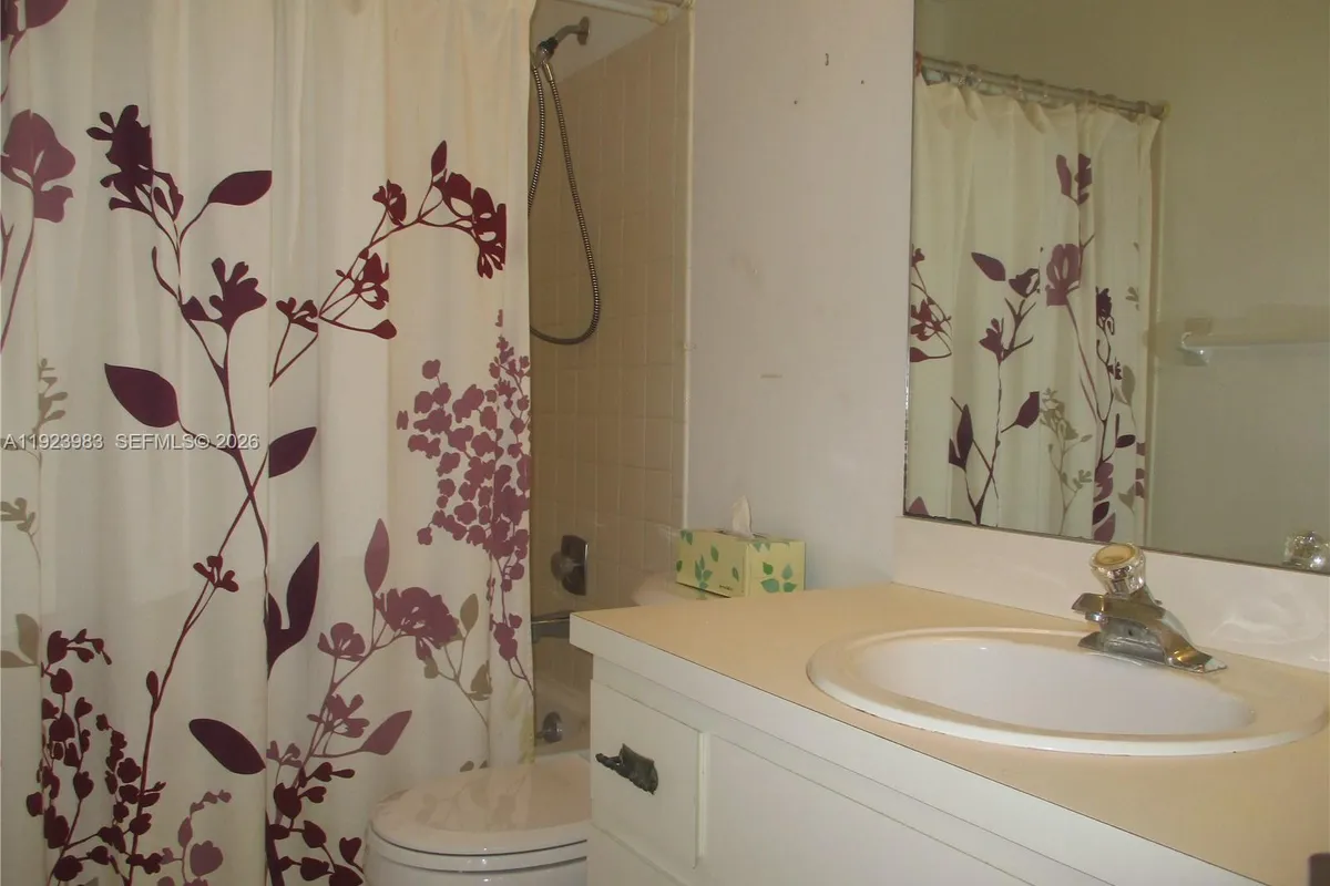 6531 SE Federal Hwy # 112, Stuart FL 34997