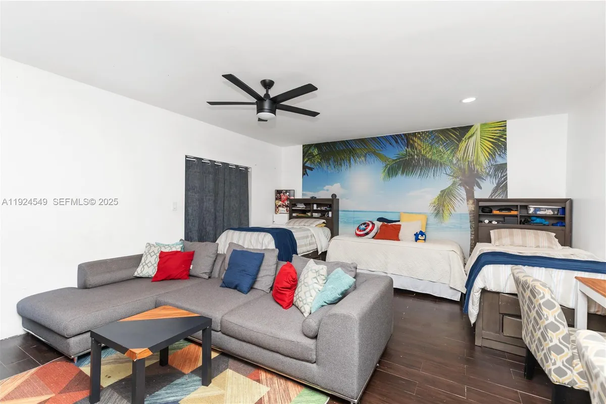 7101 NW 44th Ln, Coconut Creek FL 33073