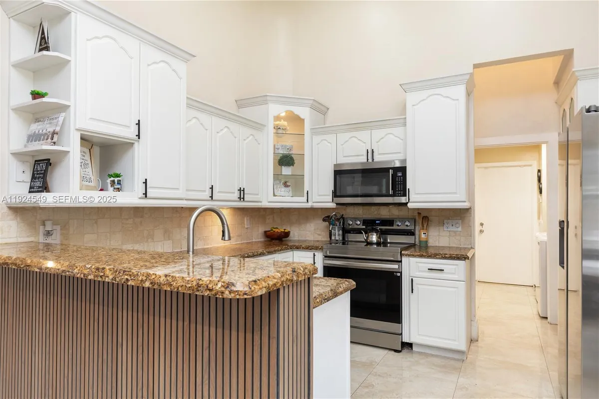 7101 NW 44th Ln, Coconut Creek FL 33073