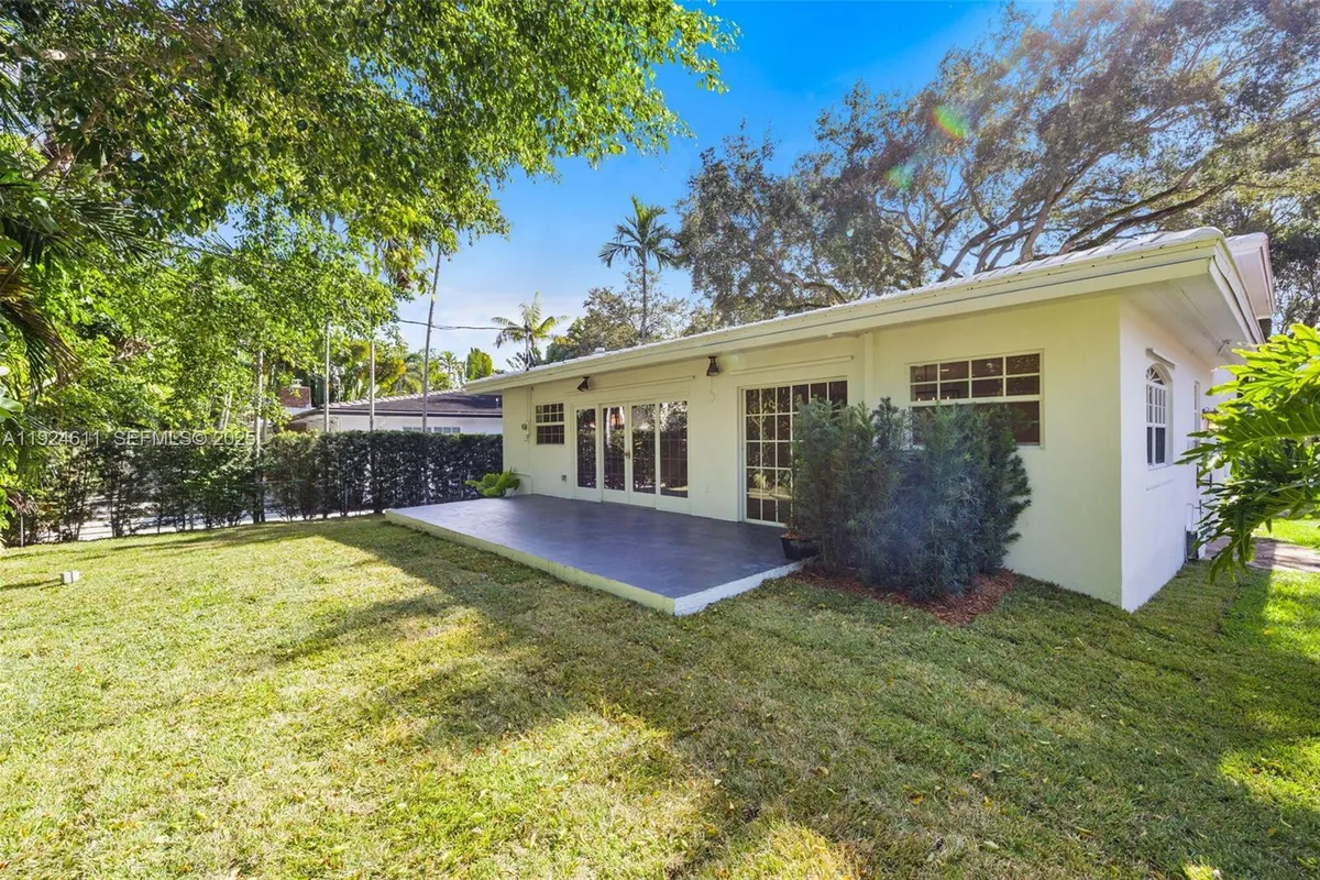 911 Andres Ave, Coral Gables FL 33134