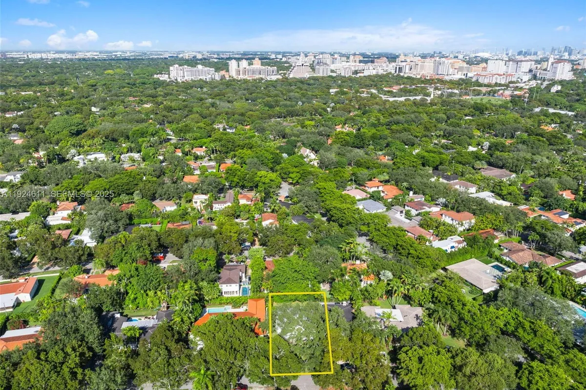 911 Andres Ave, Coral Gables FL 33134