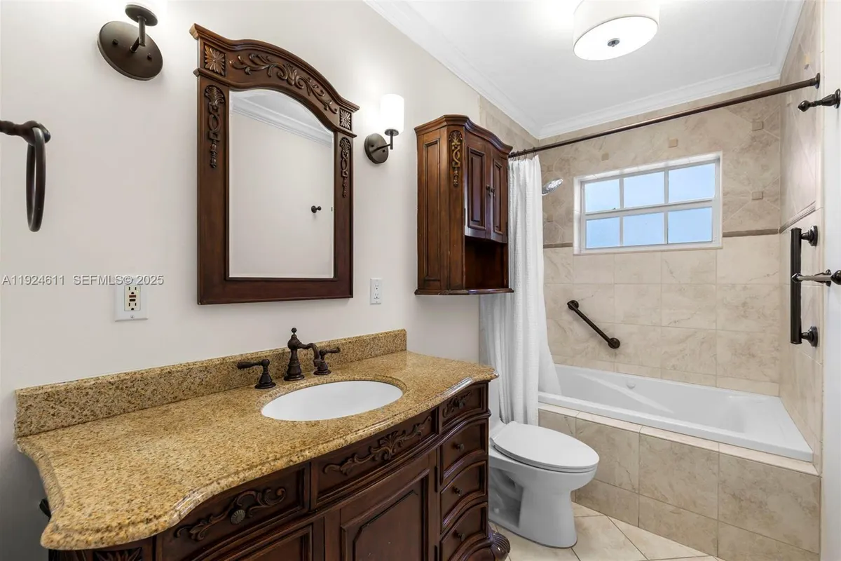 911 Andres Ave, Coral Gables FL 33134