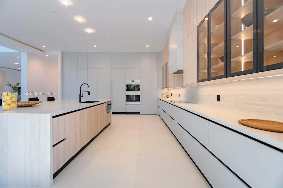 9840 SW 73rd Ct, Pinecrest FL 33156