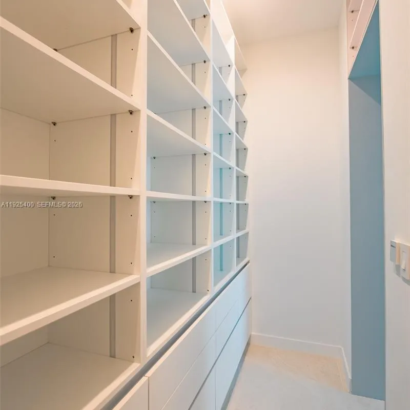 9840 SW 73rd Ct, Pinecrest FL 33156