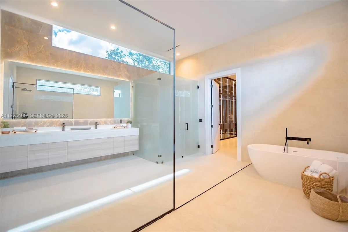 9840 SW 73rd Ct, Pinecrest FL 33156