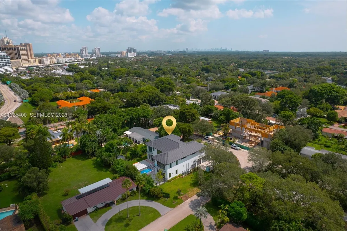 9840 SW 73rd Ct, Pinecrest FL 33156