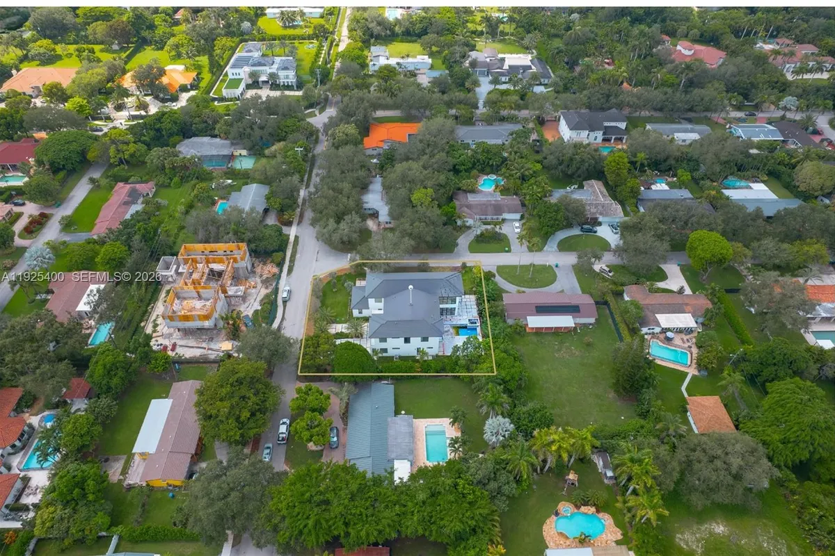 9840 SW 73rd Ct, Pinecrest FL 33156