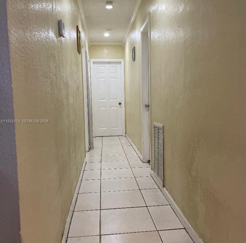 800 N 70th Ave, Hollywood FL 33024