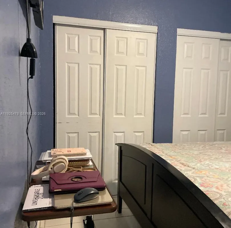 800 N 70th Ave, Hollywood FL 33024