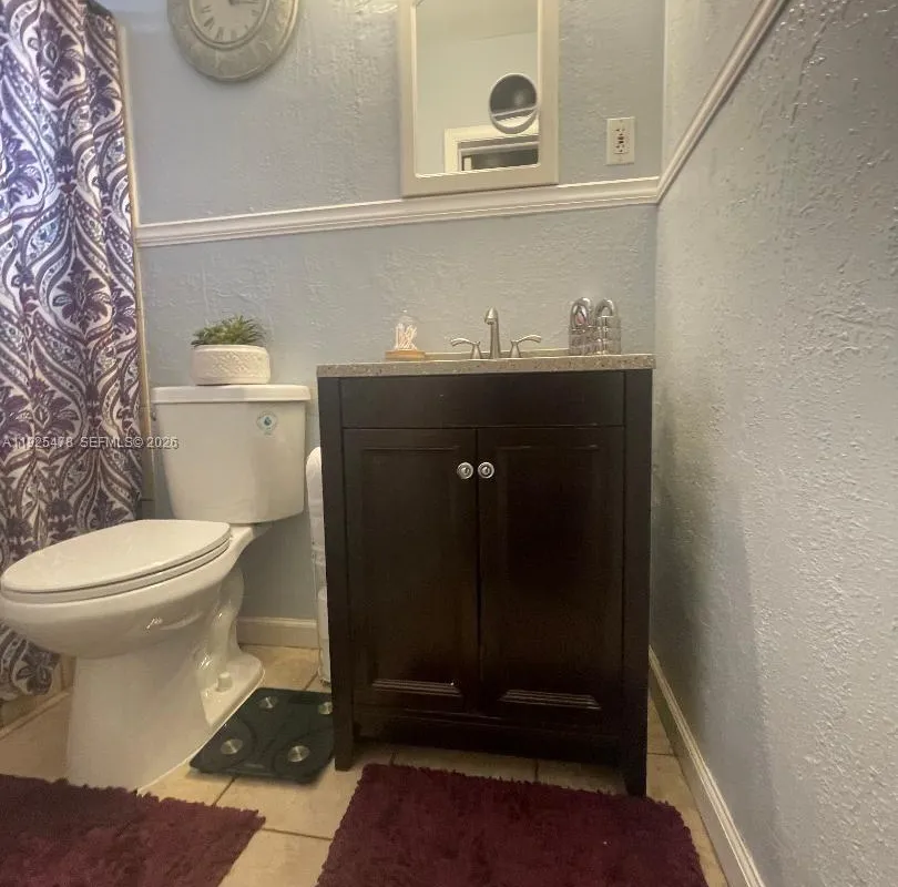 800 N 70th Ave, Hollywood FL 33024