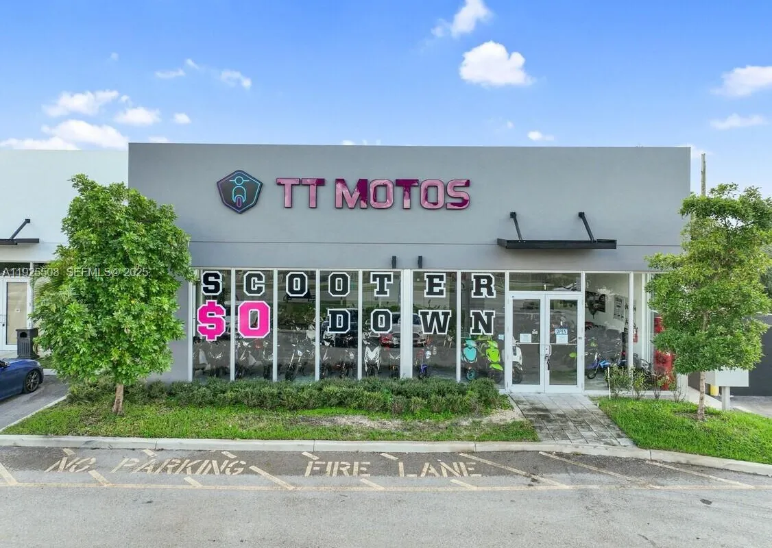 4250 W Hallandale Beach Blvd # 1, Pembroke Park FL 33023