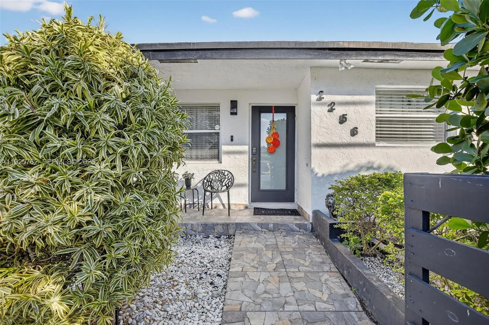 2256 Simms St, Hollywood FL 33020