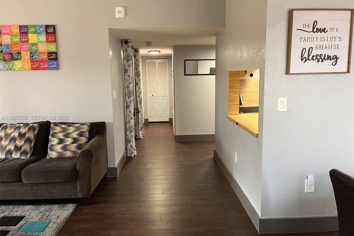 1891 N 61st Ave # B106, Hollywood FL 33024