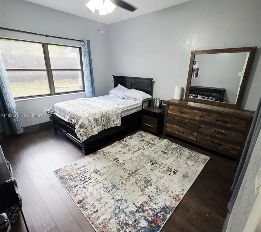 1891 N 61st Ave # B106, Hollywood FL 33024