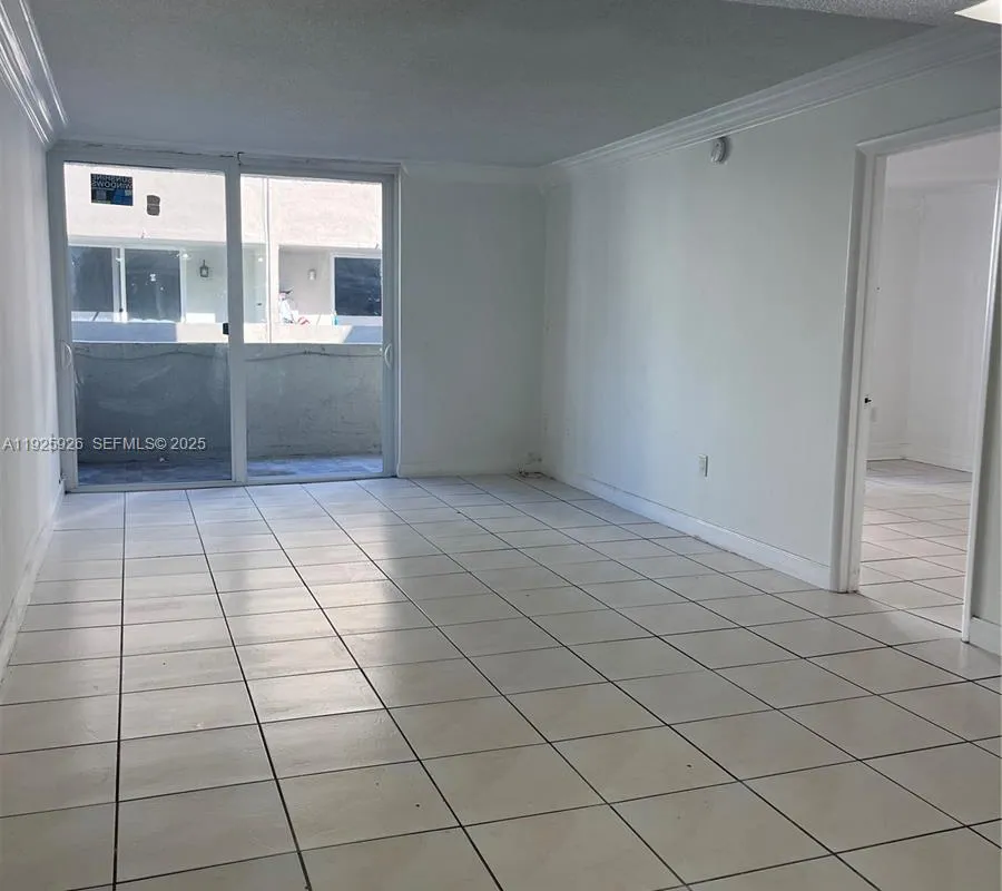 10000 nw 80 ct # 2301, Hialeah Gardens FL 3301