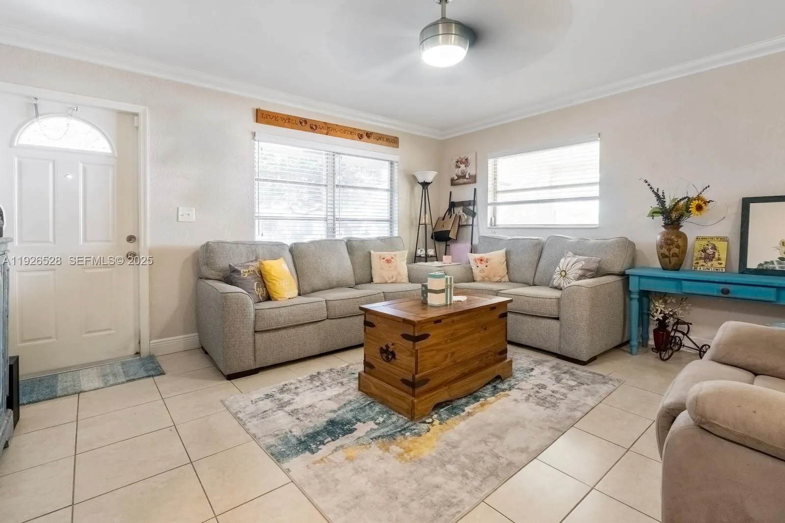 7002 NW 95th Ave, Tamarac FL 33321