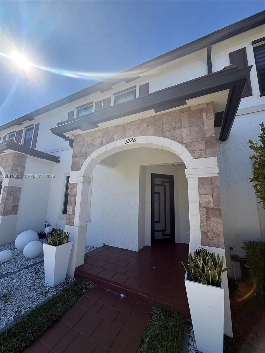 11128 W 32nd Ln # 11128, Hialeah FL 33018