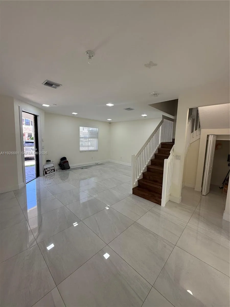 11128 W 32nd Ln # 11128, Hialeah FL 33018