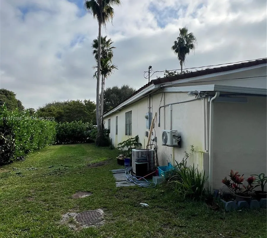 6400 SW 63rd Ave, South Miami FL 33143