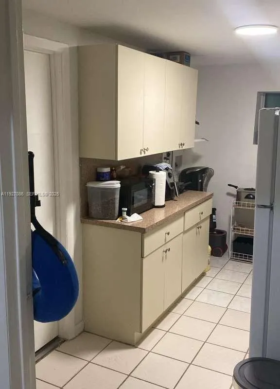 6400 SW 63rd Ave, South Miami FL 33143