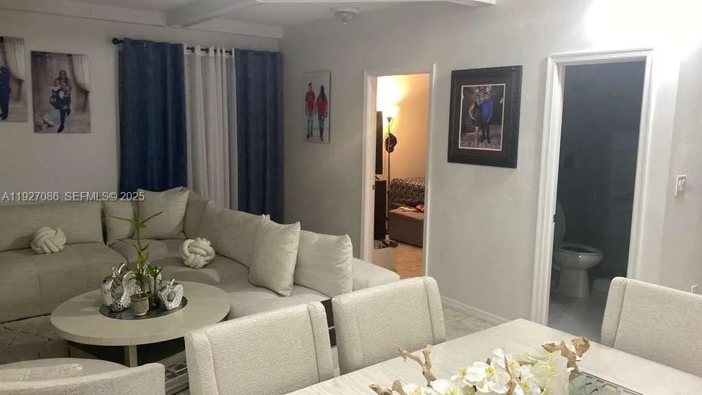 6400 SW 63rd Ave, South Miami FL 33143