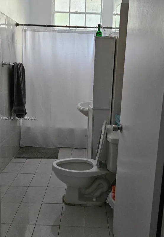 6400 SW 63rd Ave, South Miami FL 33143