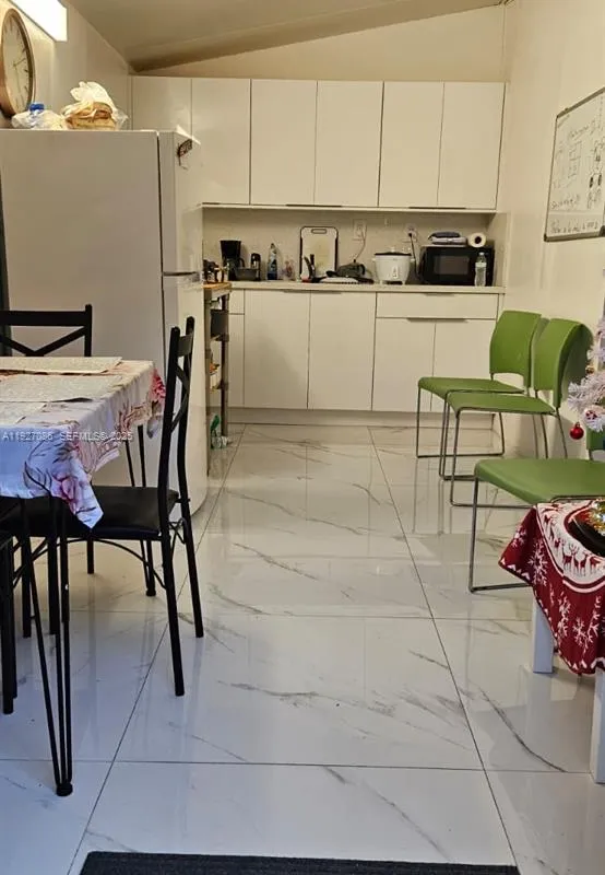 6400 SW 63rd Ave, South Miami FL 33143