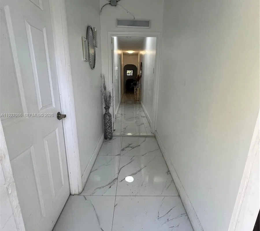 6400 SW 63rd Ave, South Miami FL 33143