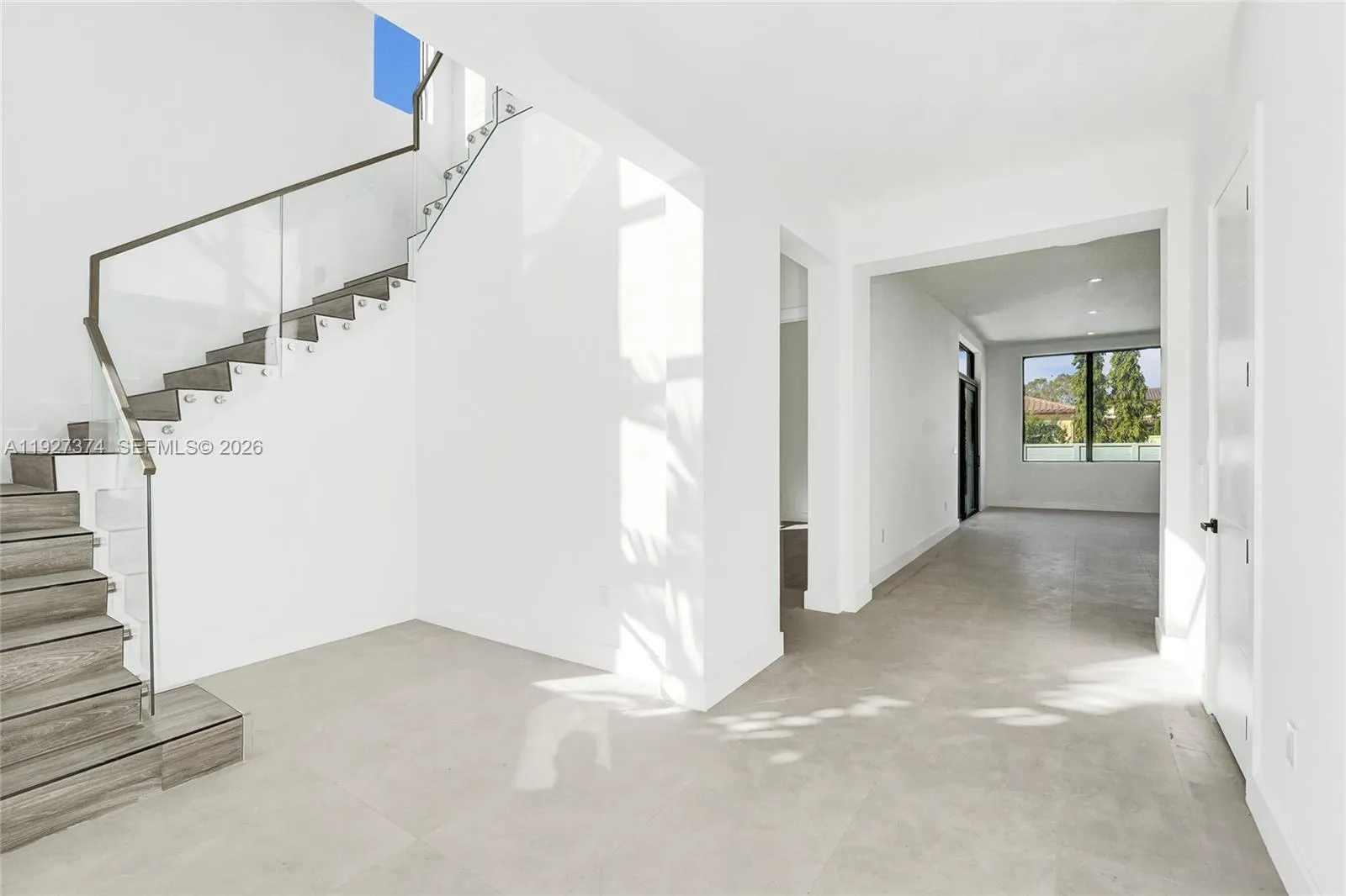 13023 Davie Oaks Dr, Davie FL 33325