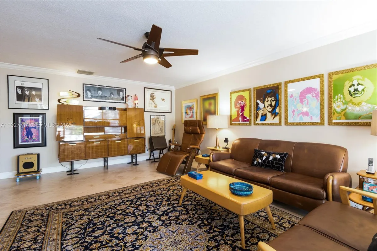 500 Bonnie Brae Way # 17, Hollywood FL 33021