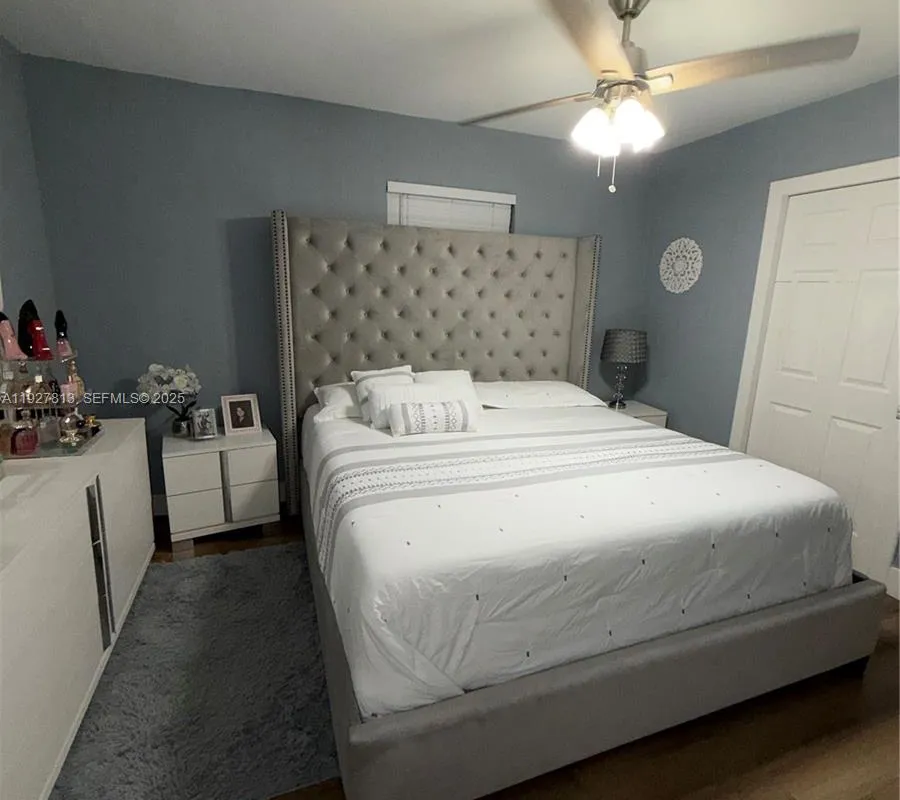 100 NE 171st Ter, Miami FL 33162