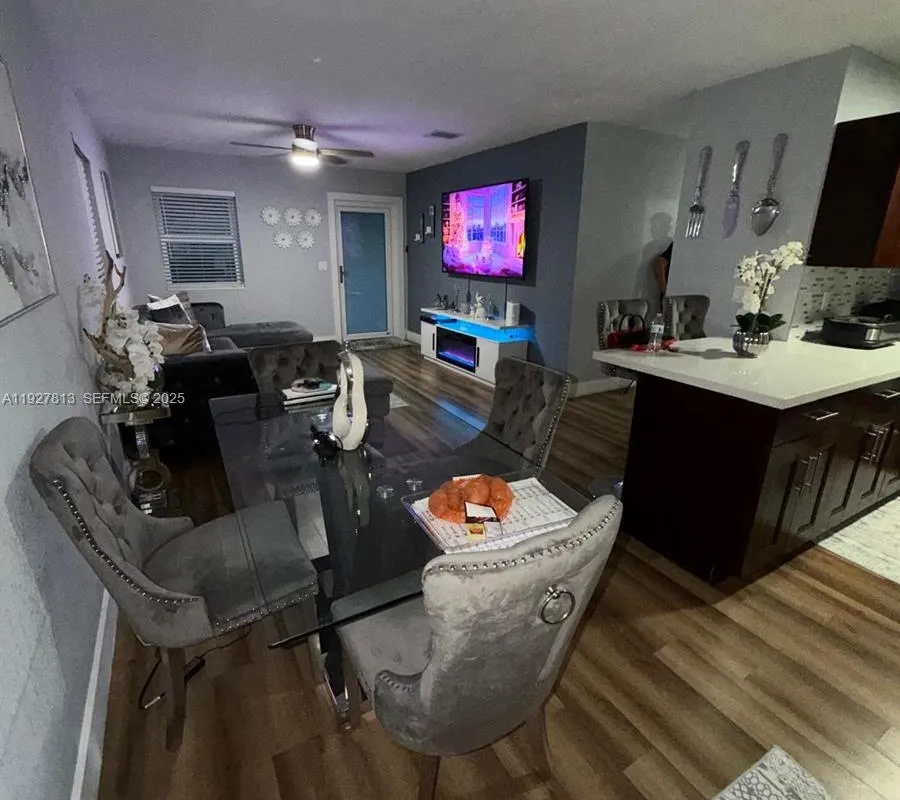 100 NE 171st Ter, Miami FL 33162