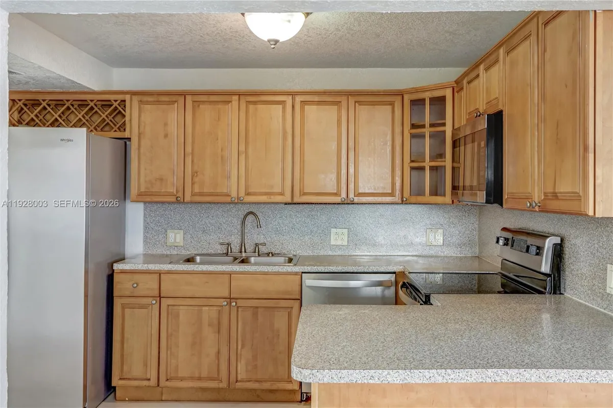 1540 E 8th Ct, Hialeah FL 33010