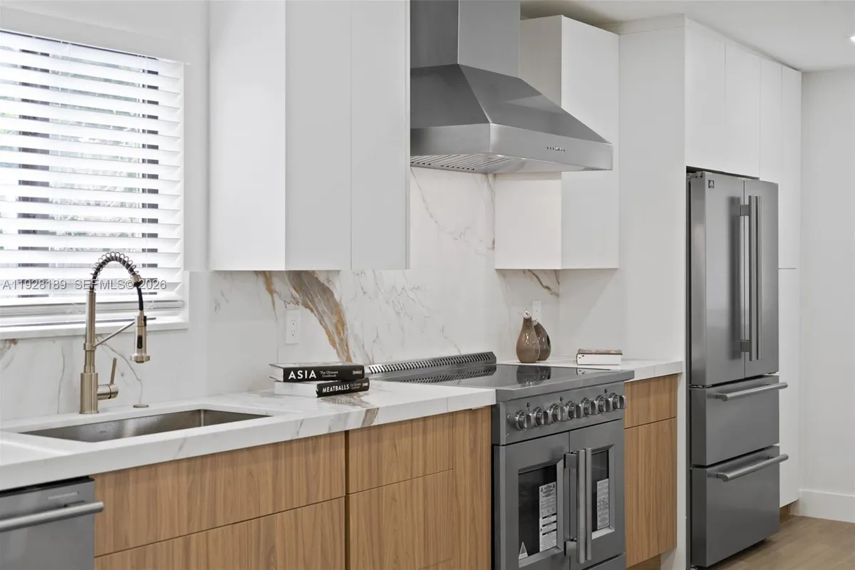 2735 SW 65th Ave, Miami FL 33155