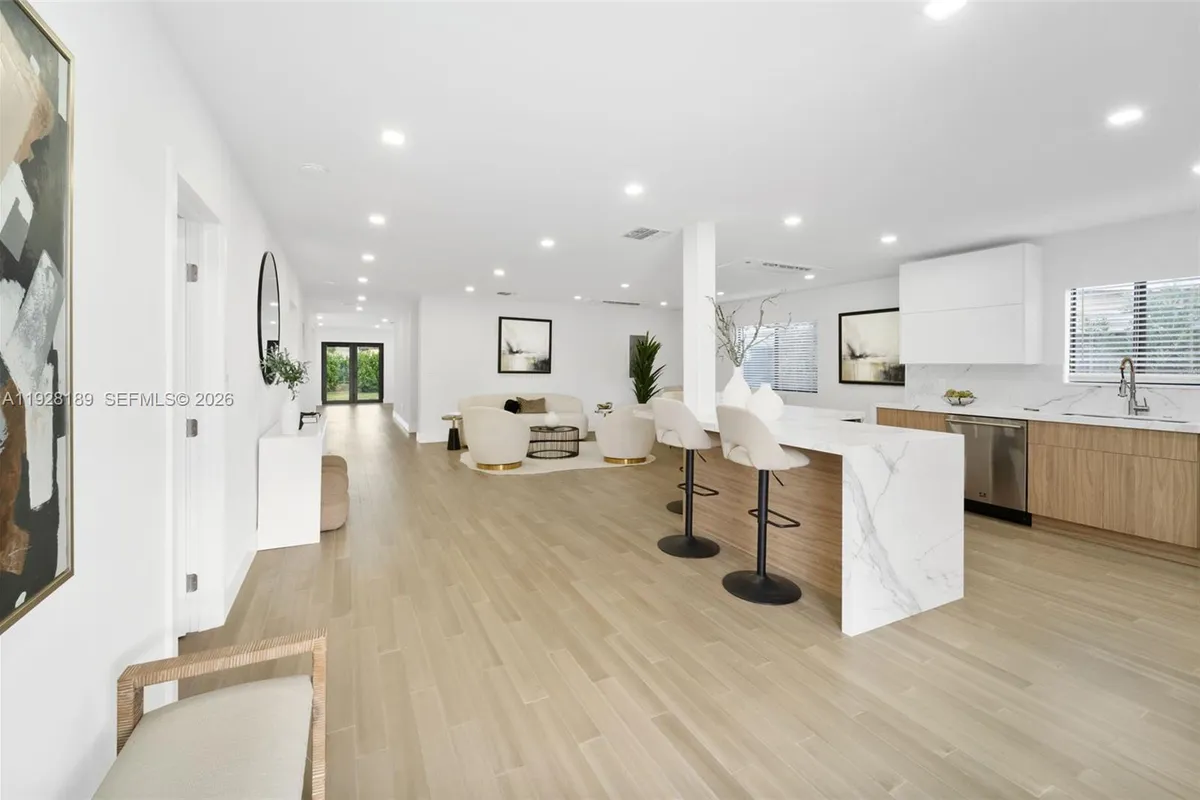 2735 SW 65th Ave, Miami FL 33155