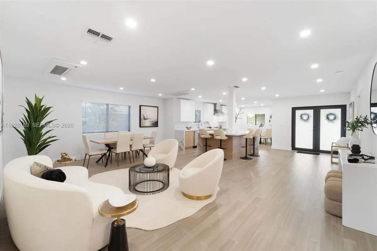 2735 SW 65th Ave, Miami FL 33155