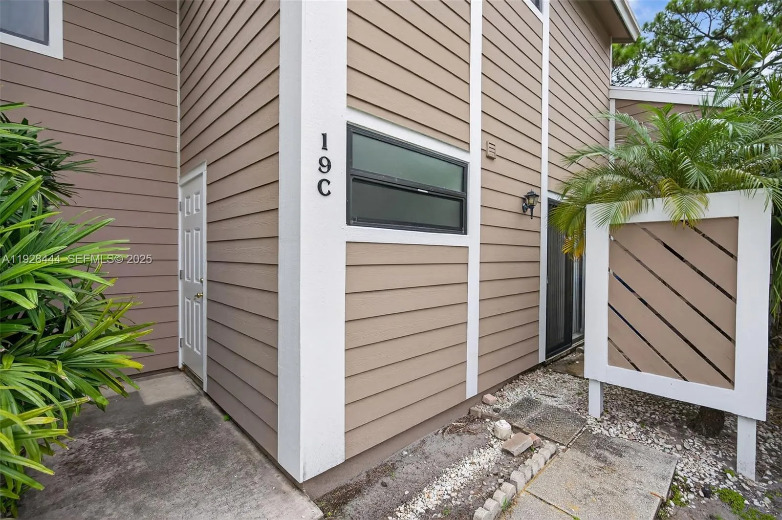 707 Stonewood Ct # 19C, Jupiter FL 33458