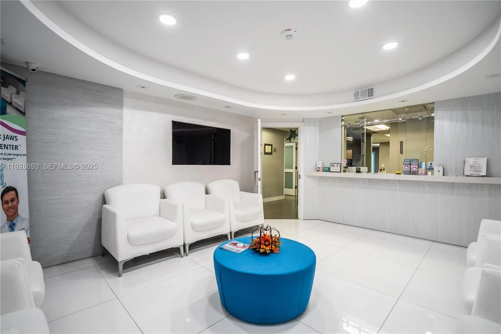 7600 S Red Rd, South Miami FL 33143