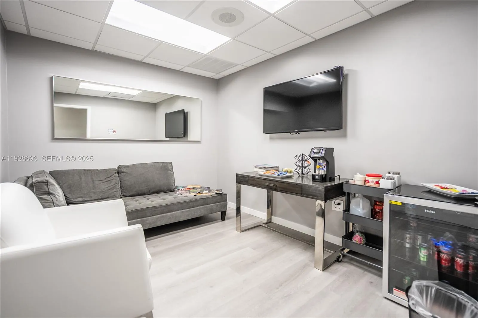 7600 S Red Rd, South Miami FL 33143