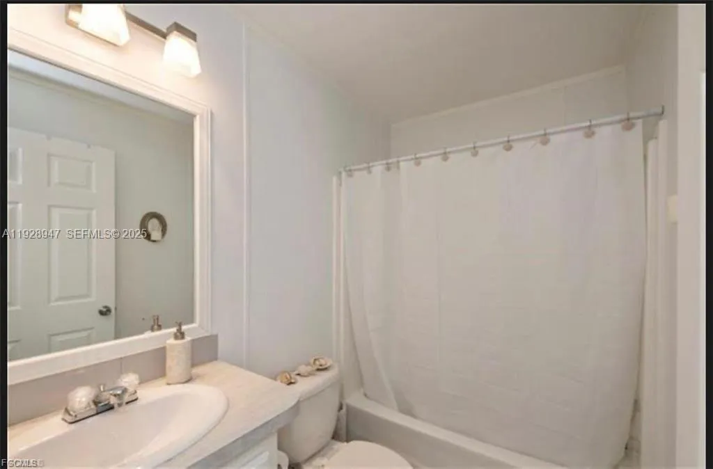 2638 ORTONA LOCKS RD, Moore Haven FL 33471